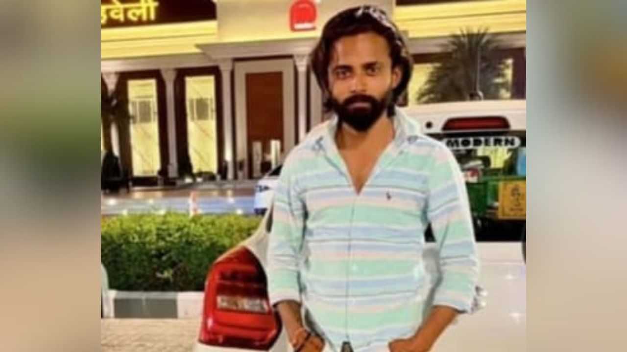 ਸ਼ੱਕੀ ਹਾਲਾਤਾਂ ਚ ਬਰਾਮਦ ਹੋਈ 27 ਸਾਲਾਂ ਨੌਜਵਾਨ ਦੀ ਲਾਸ਼, ਛਾਤੀ ਚ ਲੱਗੀ ਹੋਈ ਸੀ ਗੋਲੀ ਸ਼ੱਕੀ ਹਾਲਾਤਾਂ ਚ ਬਰਾਮਦ ਹੋਈ 27 ਸਾਲਾਂ ਨੌਜਵਾਨ ਦੀ ਲਾਸ਼, ਛਾਤੀ ਚ ਲੱਗੀ ਹੋਈ ਸੀ ਗੋਲੀ