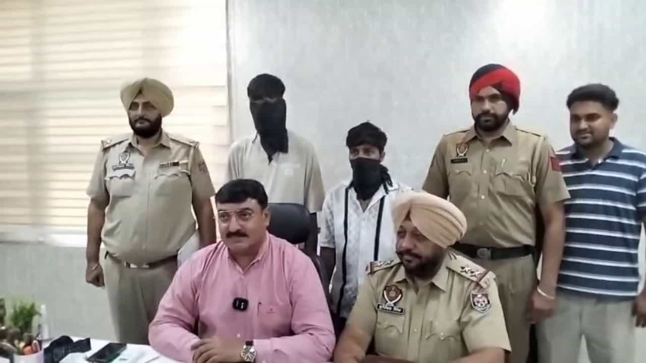 ਲੁਧਿਆਣਾ ਚ ਪ੍ਰਵਾਸੀ ਕੁੜੀ ਨਾਲ ਜ਼ਬਰ ਜਨਾਹ, ਮਾਂ ਨਾਲ ਰੁੱਸ ਕੇ ਗਈ ਸੀ ਰੇਲਵੇ ਸਟੇਸ਼ਨ; ਘਰ ਛੱਡਣ ਦਾ ਝਾਸਾ ਦੇ ਕੀਤੀ ਜ਼ਬਰਦਸਤੀ ਲੁਧਿਆਣਾ ਚ ਪ੍ਰਵਾਸੀ ਕੁੜੀ ਨਾਲ ਜ਼ਬਰ ਜਨਾਹ, ਮਾਂ ਨਾਲ ਰੁੱਸ ਕੇ ਗਈ ਸੀ ਰੇਲਵੇ ਸਟੇਸ਼ਨ; ਘਰ ਛੱਡਣ ਦਾ ਝਾਸਾ ਦੇ ਕੀਤੀ ਜ਼ਬਰਦਸਤੀ