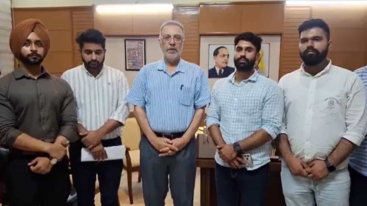 Good News: ਪੰਜਾਬ ਮੈਡੀਕਲ ਕਾਲਜਾਂ ਦੇ ਇੰਟਰਨਾਂ ਦਾ ਵਧੀਆ ਸਟਾਈਪੇਂਡ, ਹੁਣ ਮਿਲਣਗੇ 22 ਹਜ਼ਾਰ Good News: ਪੰਜਾਬ ਮੈਡੀਕਲ ਕਾਲਜਾਂ ਦੇ ਇੰਟਰਨਾਂ ਦਾ ਵਧੀਆ ਸਟਾਈਪੇਂਡ, ਹੁਣ ਮਿਲਣਗੇ 22 ਹਜ਼ਾਰ