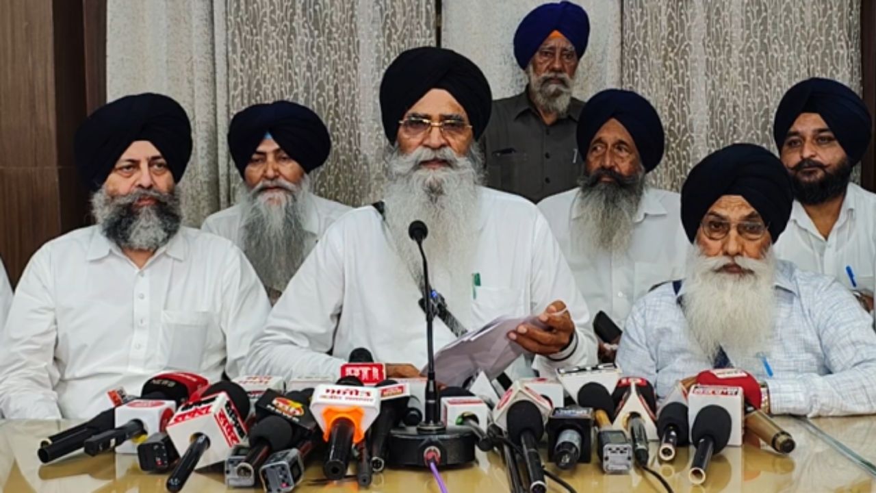 ਪ੍ਰੀਖਿਆ ‘ਚ ਜਾਣ ਤੋਂ ਰੋਕੇ ਜਾਣ ‘ਤੇ SGPC ਨੇ ਕੀਤੀ ਕਾਰਵਾਈ ਦੀ ਮੰਗ, ਕਰਤਾਰਪੁਰ ਲਾਂਘੇ ਦਾ ਚੁੱਕਿਆ ਮੁੱਦਾ ਪ੍ਰੀਖਿਆ ‘ਚ ਜਾਣ ਤੋਂ ਰੋਕੇ ਜਾਣ ‘ਤੇ SGPC ਨੇ ਕੀਤੀ ਕਾਰਵਾਈ ਦੀ ਮੰਗ, ਕਰਤਾਰਪੁਰ ਲਾਂਘੇ ਦਾ ਚੁੱਕਿਆ ਮੁੱਦਾ