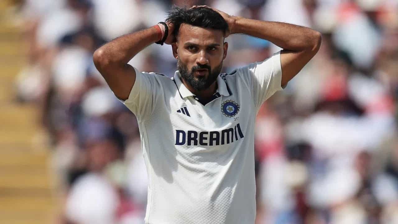 ਆਕਾਸ਼ ਦੀਪ ਬਾਹਰ! ਮੈਨਚੈਸਟਰ ਟੈਸਟ ਚ ਇਹ ਹੋ ਸਕਦਾ ਹੈ ਟੀਮ ਇੰਡੀਆ ਦਾ ਗੇਂਦਬਾਜ਼ੀ ਲਾਈਨਅੱਪ ਆਕਾਸ਼ ਦੀਪ ਬਾਹਰ! ਮੈਨਚੈਸਟਰ ਟੈਸਟ ਚ ਇਹ ਹੋ ਸਕਦਾ ਹੈ ਟੀਮ ਇੰਡੀਆ ਦਾ ਗੇਂਦਬਾਜ਼ੀ ਲਾਈਨਅੱਪ