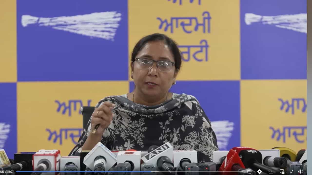 ਭੀਖ ਮੰਗਵਾਉਣ ਦੇ ਮਾਮਲੇ ਚ 18 ਜਗ੍ਹਾ ਰੇਡ, 41 ਬੱਚੇ ਰੈਸਕਿਊ, ਸ਼ੱਕੀਆਂ ਦੇ ਹੋਣਗੇ DNA ਟੈਸਟ ਭੀਖ ਮੰਗਵਾਉਣ ਦੇ ਮਾਮਲੇ ਚ 18 ਜਗ੍ਹਾ ਰੇਡ, 41 ਬੱਚੇ ਰੈਸਕਿਊ, ਸ਼ੱਕੀਆਂ ਦੇ ਹੋਣਗੇ DNA ਟੈਸਟ