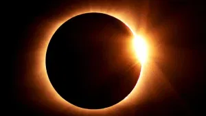 Solar Eclipse 2026: ਸੂਰਜ ਗ੍ਰਹਿਣ ਦੌਰਾਨ ਇਸ ਤਰ੍ਹਾਂ ਕਰੋ ਮੰਤਰ ਜਾਪ ਤੇ ਸਾਧਨਾ Solar Eclipse 2026: ਸੂਰਜ ਗ੍ਰਹਿਣ ਦੌਰਾਨ ਇਸ ਤਰ੍ਹਾਂ ਕਰੋ ਮੰਤਰ ਜਾਪ ਤੇ ਸਾਧਨਾ
