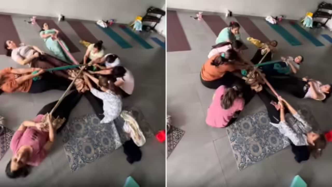 Viral Video: ਔਰਤਾਂ ਨੇ ਦੁਪੱਟੇ ਨਾਲ ਕੀਤਾ Workout, ਦੇਖ ਕੇ ਦੰਗ ਰਹਿ ਗਏ ਲੋਕ Viral Video: ਔਰਤਾਂ ਨੇ ਦੁਪੱਟੇ ਨਾਲ ਕੀਤਾ Workout, ਦੇਖ ਕੇ ਦੰਗ ਰਹਿ ਗਏ ਲੋਕ