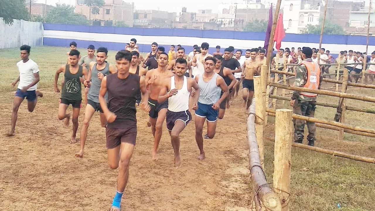ਅਗਨੀਵੀਰਾਂ ਦੇ ਨਾਲ ਪੰਡਿਤ ਅਤੇ ਮੌਲਵੀ ਵੀ ਦੌੜਣਗੇ, ਜਾਣੋ ਕਿਹੜੀਆਂ ਅਸਾਮੀਆਂ ਤੇ ਭਰਤੀ ਕੀਤੀ ਜਾਵੇਗੀ