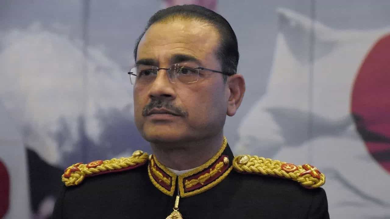 ਇਮਰਾਨ ਖਾਨ ਤੇ ਪੱਤਰਕਾਰ ਨੇ ਪੁੱਛਿਆ ਸਵਾਲ, ਆਸੀਮ ਮੁਨੀਰ ਨੇ ਪੜ੍ਹੀ ਕੁਰਾਨ ਦੀ ਆਇਤ ਇਮਰਾਨ ਖਾਨ ਤੇ ਪੱਤਰਕਾਰ ਨੇ ਪੁੱਛਿਆ ਸਵਾਲ, ਆਸੀਮ ਮੁਨੀਰ ਨੇ ਪੜ੍ਹੀ ਕੁਰਾਨ ਦੀ ਆਇਤ