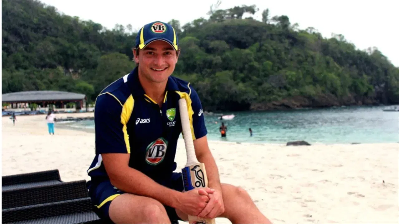 ਆਸਟ੍ਰੇਲੀਆ ਦੇ ਪੀਟਰ ਫੋਰੈਸਟ, ਜਿਸ ਨੇ 2012 ਵਿੱਚ ਭਾਰਤ ਵਿਰੁੱਧ ਆਪਣਾ ਵਨਡੇ ਡੈਬਿਊ ਕੀਤਾ ਸੀ, ਇੱਕ ਅਜਿਹਾ ਖਿਡਾਰੀ ਹੈ ਜੋ ਗੁਮਨਾਮੀ ਵਿੱਚ ਗੁਆਚ ਗਿਆ। ਉਸਨੇ ਅੰਤਰਰਾਸ਼ਟਰੀ ਮੈਚਾਂ ਦੇ ਨਾਮ 'ਤੇ ਕੁੱਲ 15 ਵਨਡੇ ਖੇਡੇ। ਉਸਨੇ ਇਹ ਸਾਰੇ ਮੈਚ 2012 ਵਿੱਚ ਖੇਡੇ ਪਰ ਉਸ ਤੋਂ ਬਾਅਦ ਕੋਈ ਅੰਤਰਰਾਸ਼ਟਰੀ ਮੈਚ ਨਹੀਂ ਖੇਡਿਆ। (Photo: Cricket Australia)