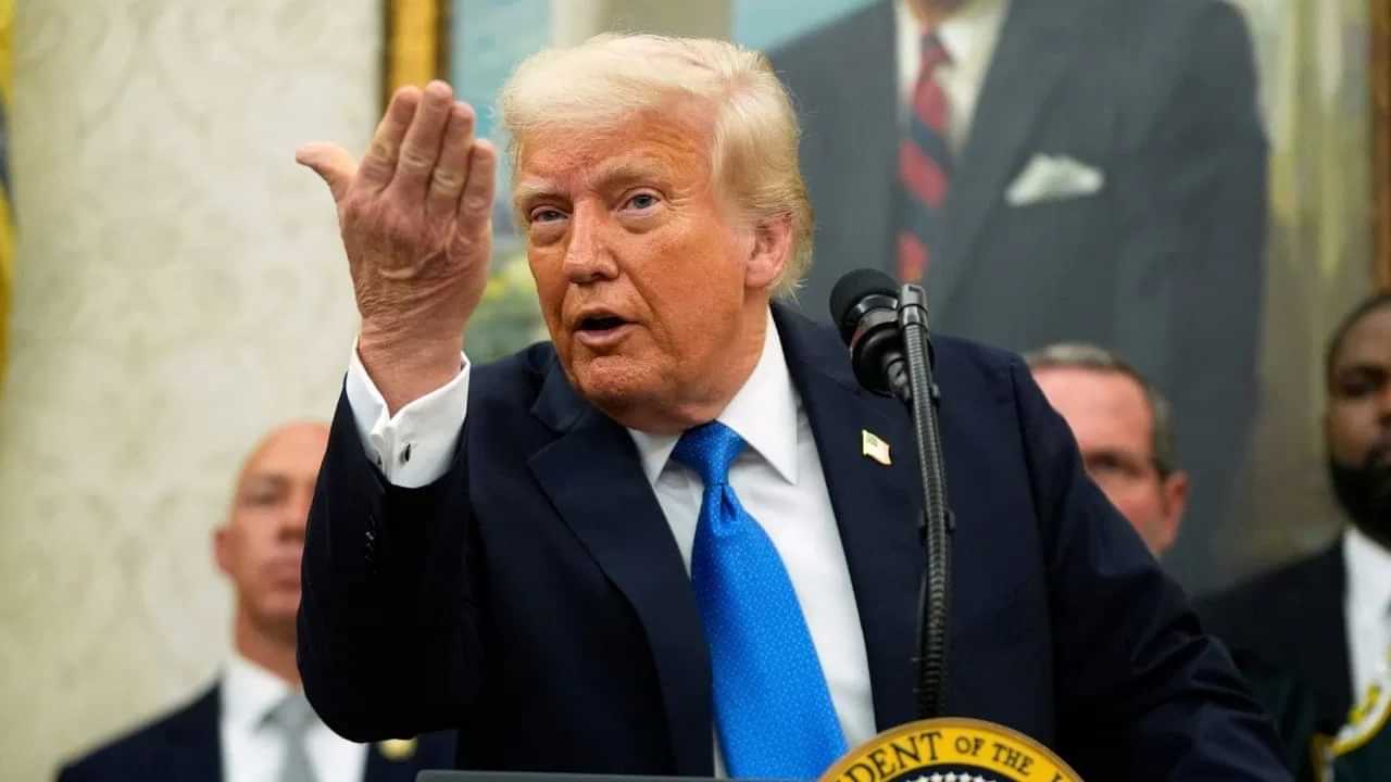 ਰੂਸ ਨਾਲ ਡੀਲ ਤੋਂ ਬੌਖਲਾਏ ਅਮਰੀਕੀ ਰਾਸ਼ਟਰਪਤੀ ਟਰੰਪ, ਭਾਰਤ ਤੇ ਲਗਾਇਆ 50% ਟੈਰਿਫ ਰੂਸ ਨਾਲ ਡੀਲ ਤੋਂ ਬੌਖਲਾਏ ਅਮਰੀਕੀ ਰਾਸ਼ਟਰਪਤੀ ਟਰੰਪ, ਭਾਰਤ ਤੇ ਲਗਾਇਆ 50% ਟੈਰਿਫ