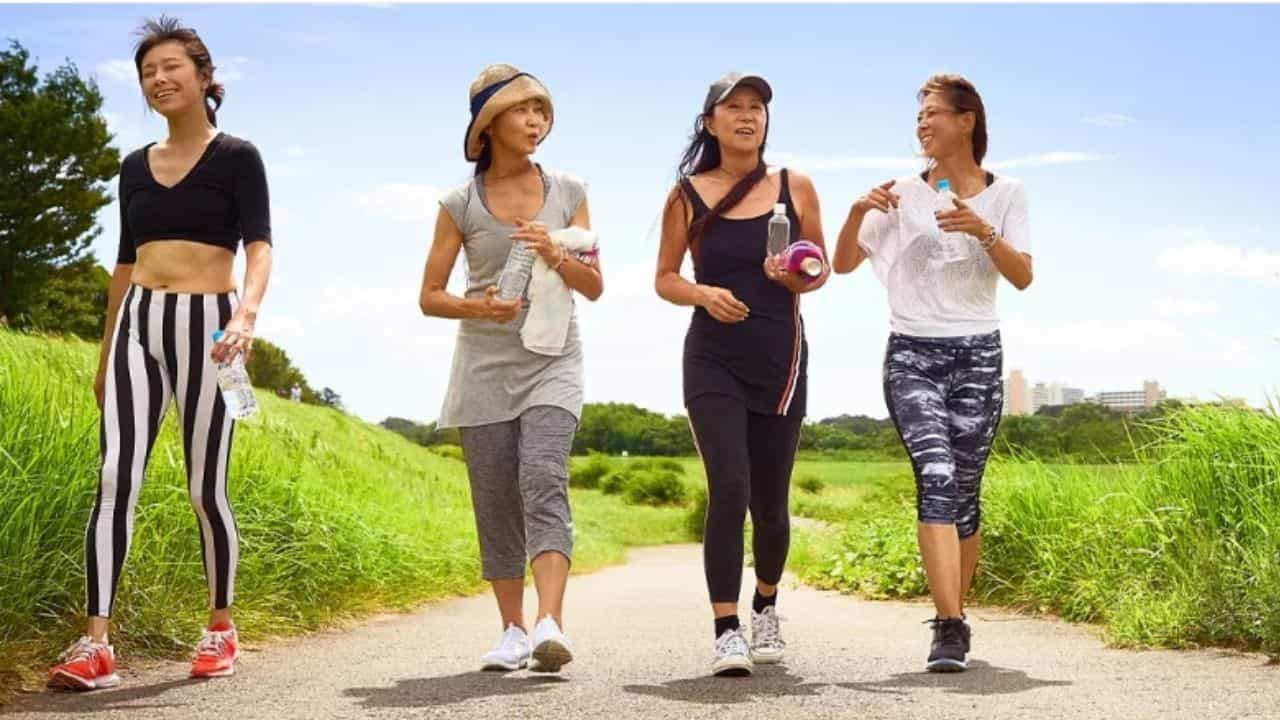 ਕੀ ਹੈ ਜਾਪਾਨੀ Interval Walking? ਜਿਸ ਨੂੰ ਰੋਜ਼ਾਨਾ ਕਰਨ ਨਾਲ ਸਰੀਰ ਰਹਿੰਦਾ ਹੈ ਹਿਟ ਅਤੇ ਫਿਟ ਕੀ ਹੈ ਜਾਪਾਨੀ Interval Walking? ਜਿਸ ਨੂੰ ਰੋਜ਼ਾਨਾ ਕਰਨ ਨਾਲ ਸਰੀਰ ਰਹਿੰਦਾ ਹੈ ਹਿਟ ਅਤੇ ਫਿਟ