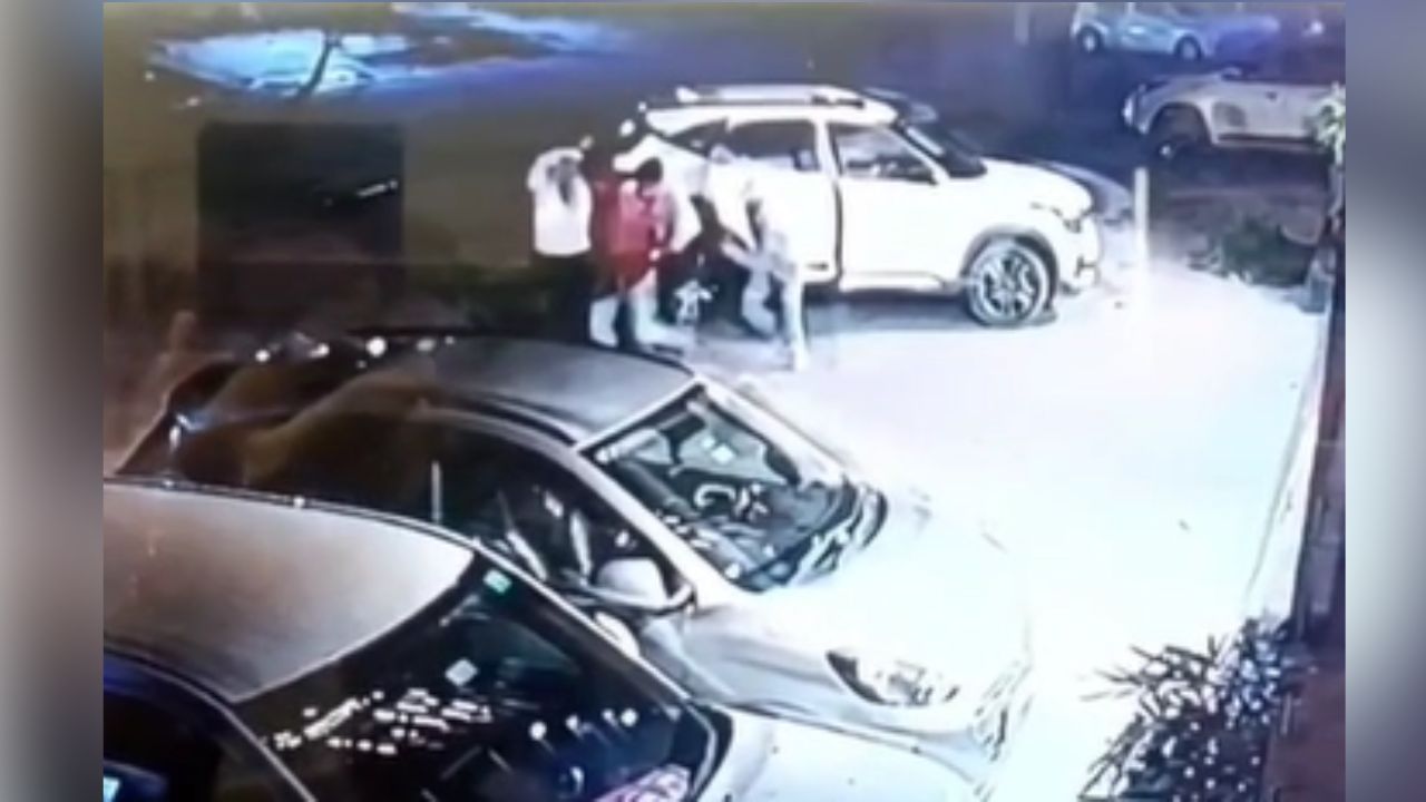 ਜਲੰਧਰ 'ਚ ਡਾਕਟਰ 'ਤੇ ਫਾਈਰਿੰਗ, ਸੀਸੀਟੀਵੀ 'ਚ ਕੈਦ ਤਸਵੀਰਾਂ