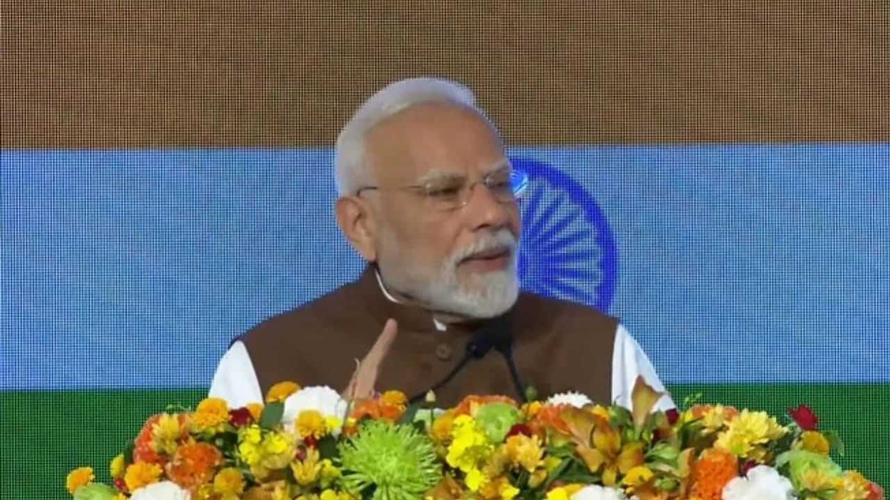 ਜਪਾਨ ਦੀ ਤਕਨਾਲੋਜੀ ਅਤੇ ਭਾਰਤ ਦੀ ਪ੍ਰਤਿਭਾ ਇਕੱਠੇ ਲਿਆਉਣਗੇ ਨਵੀਂ ਕ੍ਰਾਂਤੀ: PM Modi ਜਪਾਨ ਦੀ ਤਕਨਾਲੋਜੀ ਅਤੇ ਭਾਰਤ ਦੀ ਪ੍ਰਤਿਭਾ ਇਕੱਠੇ ਲਿਆਉਣਗੇ ਨਵੀਂ ਕ੍ਰਾਂਤੀ: PM Modi