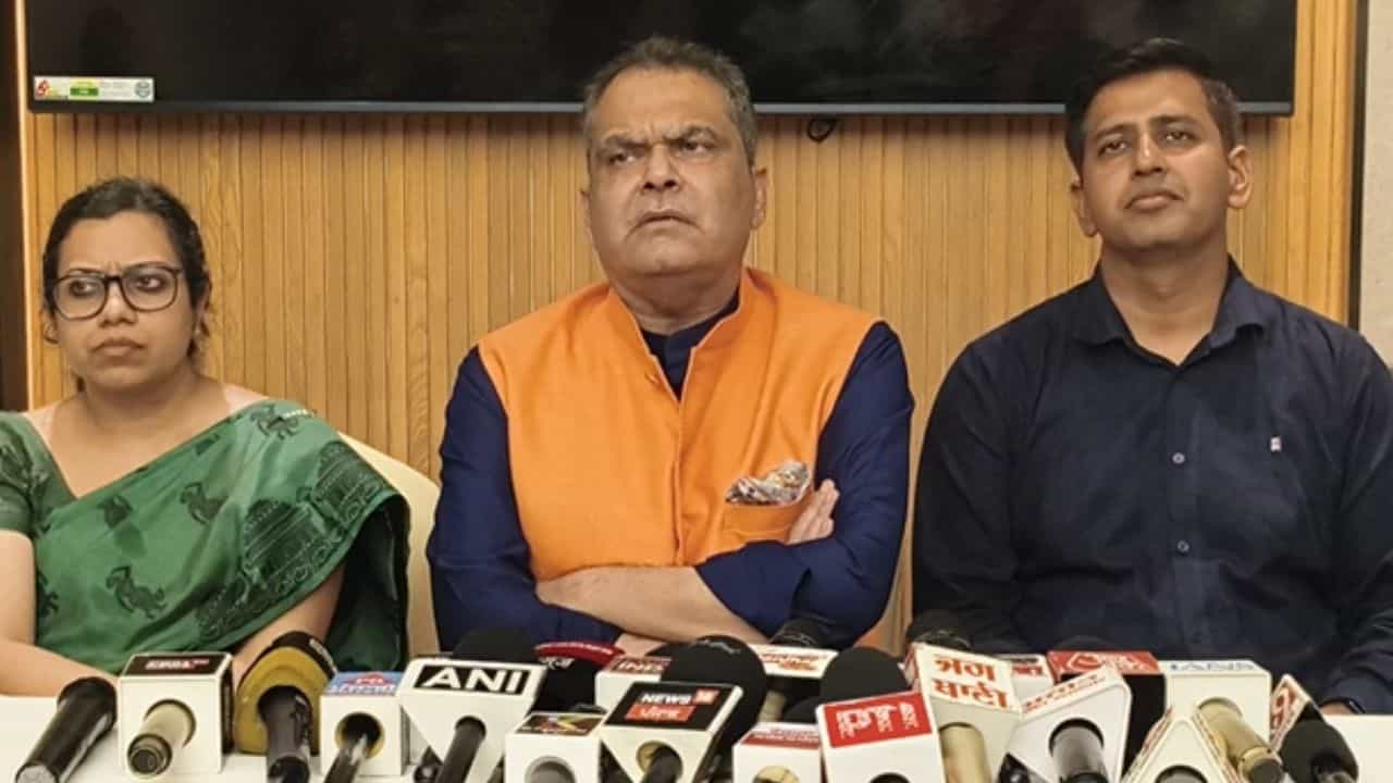 ਜਲਦ ਪੂਰੀ ਹੋਵੇਗੀ ਕਾਰੋਬਾਰੀਆਂ ਦੀ 40 ਸਾਲ ਪੂਰਾਣੀ ਮੰਗ, ਮੰਤਰੀ ਨੇ ਕੀਤੀ ਐਲਾਨ ਜਲਦ ਪੂਰੀ ਹੋਵੇਗੀ ਕਾਰੋਬਾਰੀਆਂ ਦੀ 40 ਸਾਲ ਪੂਰਾਣੀ ਮੰਗ, ਮੰਤਰੀ ਨੇ ਕੀਤੀ ਐਲਾਨ