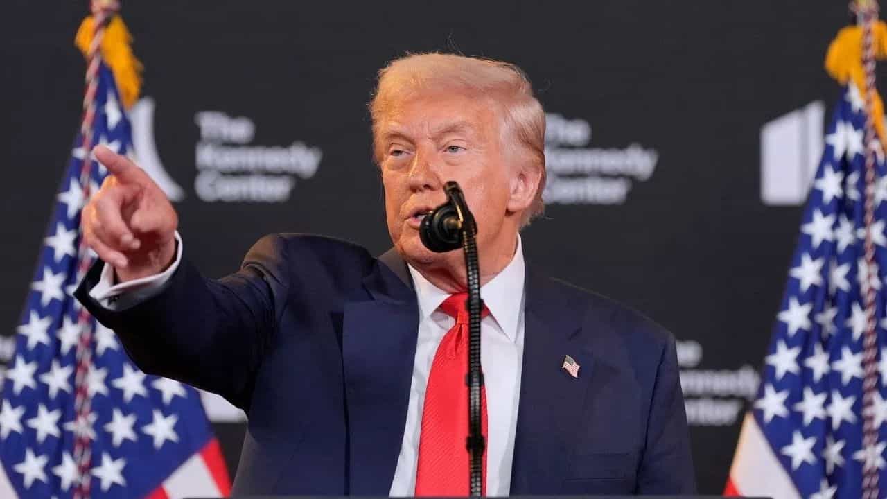 Trump ਦੀ ਚੀਨ ਨੂੰ ਧਮਕੀ, ਚੁੰਬਕ ਸਪਲਾਈ ਨਹੀਂ ਕੀਤੀ ਤਾਂ ਲਗੇਗਾ 200% Tariff