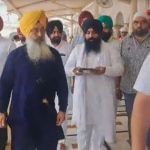 ਮੰਤਰੀ ਹਰਜੋਤ ਬੈਂਸ ਨੇ ਧਾਰਮਿਕ ਸਜ਼ਾ ਕੀਤੀ ਪੂਰੀ, ਸ੍ਰੀ ਦਰਬਾਰ ਸਾਹਿਬ ਵਿਖੇ ਹੋਏ ਨਤਮਸਤਕ ਮੰਤਰੀ ਹਰਜੋਤ ਬੈਂਸ ਨੇ ਧਾਰਮਿਕ ਸਜ਼ਾ ਕੀਤੀ ਪੂਰੀ, ਸ੍ਰੀ ਦਰਬਾਰ ਸਾਹਿਬ ਵਿਖੇ ਹੋਏ ਨਤਮਸਤਕ