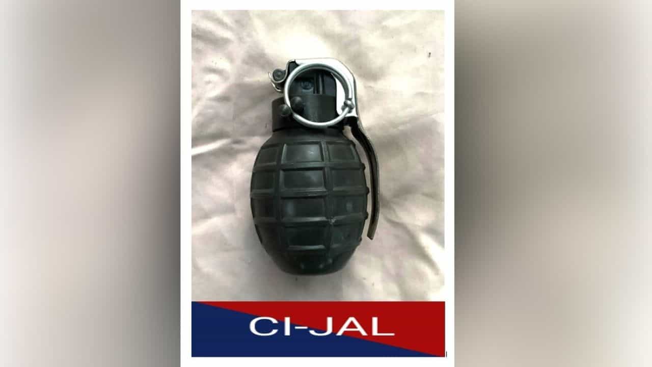 ਜਲੰਧਰ ਚ BKI ਮਾਡਿਊਲ ਤੋਂ ਹੈਂਡ ਗ੍ਰਨੇਡ ਬਰਾਮਦ, ਅੱਤਵਾਦੀ ਘਟਨਾ ਨੂੰ ਅੰਜ਼ਾਮ ਦੇਣ ਦੀ ਸੀ ਸਾਜ਼ਿਸ਼ ਜਲੰਧਰ ਚ BKI ਮਾਡਿਊਲ ਤੋਂ ਹੈਂਡ ਗ੍ਰਨੇਡ ਬਰਾਮਦ, ਅੱਤਵਾਦੀ ਘਟਨਾ ਨੂੰ ਅੰਜ਼ਾਮ ਦੇਣ ਦੀ ਸੀ ਸਾਜ਼ਿਸ਼