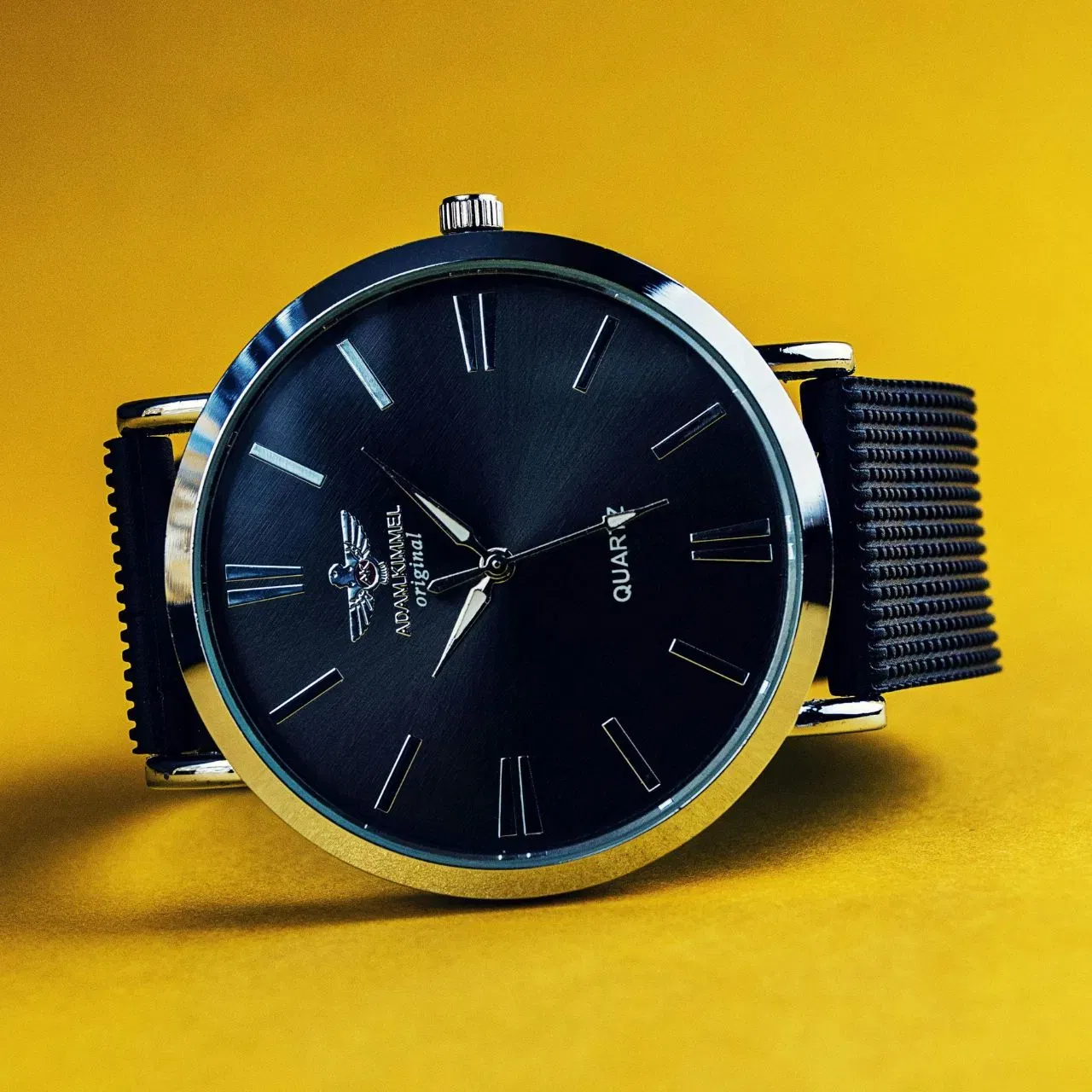 ਜੇਕਰ ਤੁਹਾਡੇ ਟੀਚਰ ਨੂੰ ਘੜੀ ਪਹਿਨਣਾ ਪਸੰਦ ਹੈ, ਤਾਂ ਤੁਸੀਂ ਉਨ੍ਹਾਂ ਨੂੰ ਕੋਈ ਵਾਚ ਵੀ ਤੋਹਫ਼ੇ ਵਿੱਚ ਦੇ ਸਕਦੇ ਹੋ। ਤੁਹਾਨੂੰ ਘੱਟ ਬਜਟ ਵਿੱਚ ਬਾਜ਼ਾਰ ਵਿੱਚ ਸ਼ਾਨਦਾਰ ਘੜੀਆਂ ਮਿਲ ਜਾਣਗੀਆਂ। (ਕ੍ਰੈਡਿਟ: Pexels)