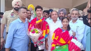 ਏਸ਼ੀਆਈ ਫੈਨਸਿੰਗ ਕੈਡੇਟ ਕੱਪ 2025: ਅੰਕੁਸ਼ ਨੇ ਸੋਨ ਤੇ ਇਸ਼ਿਤਾ ਨੇ ਬਰਾਊਂਜ਼ ਤਮਗਾ ਜਿੱਤਿਆ, ਮਾਨਸਾ ਪਹੁੰਚਣ ‘ਤੇ ਸ਼ਾਨਦਾਰ ਸਵਾਗਤ