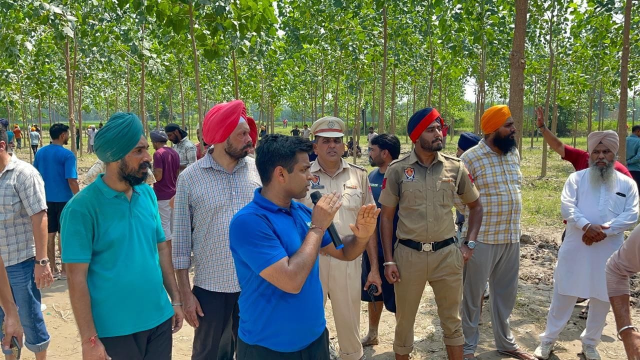 ਲੁਧਿਆਣਾ 'ਚ ਸਸਰਾਲੀ ਕਲੋਨੀ ਨੂੰ ਕਰਵਾਇਆ ਖਾਲ੍ਹੀ, ਧੁੱਸੀ ਨੇੜੇ ਬਣਾਇਆ ਜਾ ਰਿਹਾ ਰਿੰਗ ਬੰਨ੍ਹ