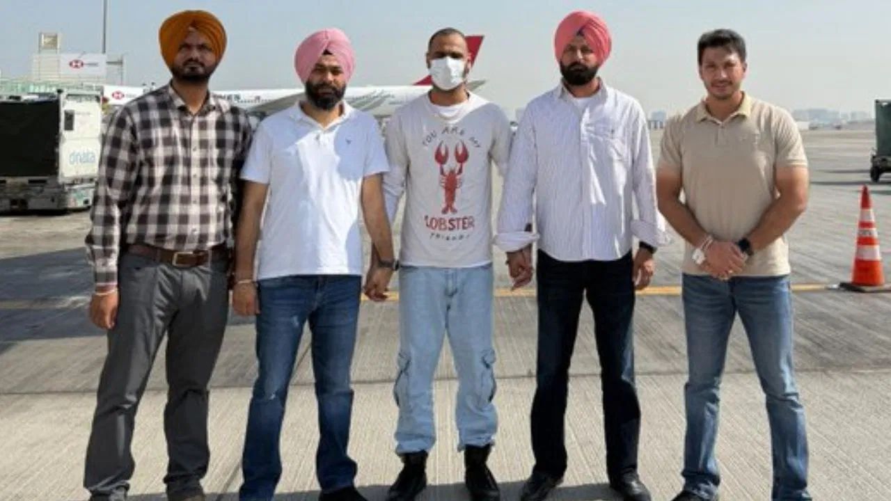 ਪੰਜਾਬ ਪੁਲਿਸ ਨੂੰ ਮਿਲੀ ਵੱਡੀ ਸਫਲਤਾ, ਖਾਲਿਸਤਾਨੀ ਅੱਤਵਾਦੀ ਪਰਮਿੰਦਰ ਸਿੰਘ ਨੂੰ ਅਬੂ ਧਾਬੀ ਤੋਂ ਲਿਆਂਦਾ ਭਾਰਤ