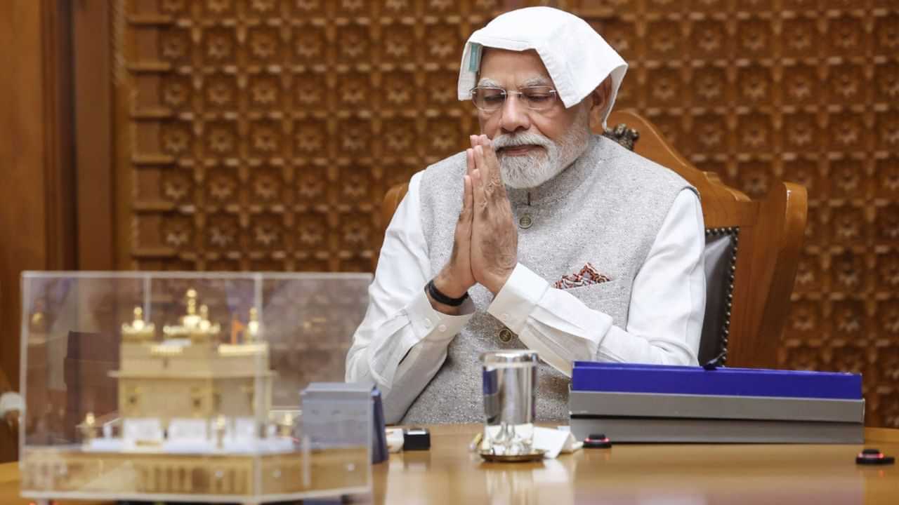 ਮੂਲ ਮੰਤਰ ਦਾ ਜਾਪ ਸੁਣ PM ਮੋਦੀ ਹੋਏ ਮੰਤਰ ਮੁਗਧ, ਸਿੱਖ ਸੰਗਤ ਨਾਲ ਕੀਤੀ ਮੁਲਾਕਾਤ, ਕੇਂਦਰੀ ਮੰਤਰੀ ਹਰਦੀਪ ਪੁਰੀ ਵੀ ਰਹੇ ਮੌਜੂਦ ਮੂਲ ਮੰਤਰ ਦਾ ਜਾਪ ਸੁਣ PM ਮੋਦੀ ਹੋਏ ਮੰਤਰ ਮੁਗਧ, ਸਿੱਖ ਸੰਗਤ ਨਾਲ ਕੀਤੀ ਮੁਲਾਕਾਤ, ਕੇਂਦਰੀ ਮੰਤਰੀ ਹਰਦੀਪ ਪੁਰੀ ਵੀ ਰਹੇ ਮੌਜੂਦ