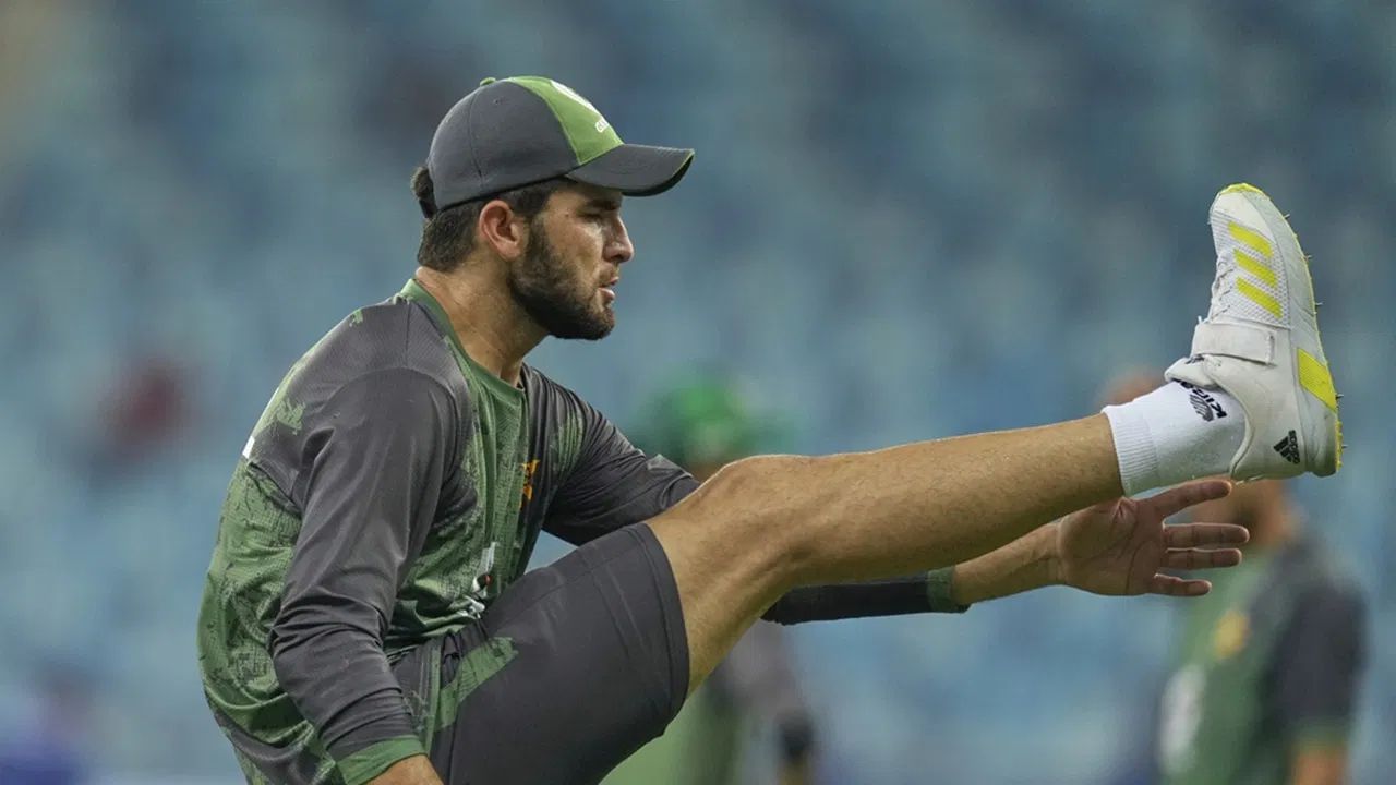 Pakistan VS UAE: ਉਸ ਕਮਰੇ ਵਿੱਚ ਕੀ ਹੋਇਆ? ਪਾਕਿਸਤਾਨ ਅਚਾਨਕ UAE ਖਿਲਾਫ ਮੈਚ ਖੇਡਣ ਲਈ ਕਿਉਂ ਸਹਿਮਤ ਹੋਇਆ?