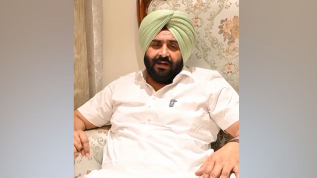 'ਆਪ' ਵਿਧਾਇਕ ਪੁਲਿਸ ਹਿਰਾਸਤ 'ਚੋਂ ਫ਼ਰਾਰ, ਥਾਣੇ ਲਿਆਂਦੇ ਸਮੇਂ ਫਾਇਰਿੰਗ, ਪੁਲਿਸ ਮੁਲਾਜ਼ਮ ਨੂੰ ਕੁਚਲਿਆ