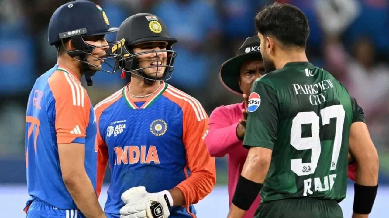 IND vs PAK: ਪਾਕਿਸਤਾਨ ਨੇ ਬਿਨਾਂ ਕਾਰਨ ਕੀਤਾ ਪੰਗਾ... ਜਵਾਬ ਤਾਂ ਬਣਦਾ ਸੀ, ਹਾਰਿਸ ਰਉਫ ਨਾਲ ਲੜਾਈ ਤੇ ਬੋਲੇ ਅਭਿਸ਼ੇਕ ਸ਼ਰਮਾ IND vs PAK: ਪਾਕਿਸਤਾਨ ਨੇ ਬਿਨਾਂ ਕਾਰਨ ਕੀਤਾ ਪੰਗਾ... ਜਵਾਬ ਤਾਂ ਬਣਦਾ ਸੀ, ਹਾਰਿਸ ਰਉਫ ਨਾਲ ਲੜਾਈ ਤੇ ਬੋਲੇ ਅਭਿਸ਼ੇਕ ਸ਼ਰਮਾ