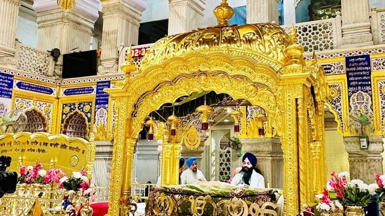 ਧਰਮ ਦੀ ਰੱਖਿਆ ਲਈ ਵਿਲੱਖਣ ਸ਼ਹੀਦੀ ਦੀ ਯਾਦਗਾਰ, ਗੁਰਦੁਆਰਾ ਸ਼੍ਰੀ ਸ਼ੀਸ਼ ਗੰਜ ਸਾਹਿਬ ਧਰਮ ਦੀ ਰੱਖਿਆ ਲਈ ਵਿਲੱਖਣ ਸ਼ਹੀਦੀ ਦੀ ਯਾਦਗਾਰ, ਗੁਰਦੁਆਰਾ ਸ਼੍ਰੀ ਸ਼ੀਸ਼ ਗੰਜ ਸਾਹਿਬ