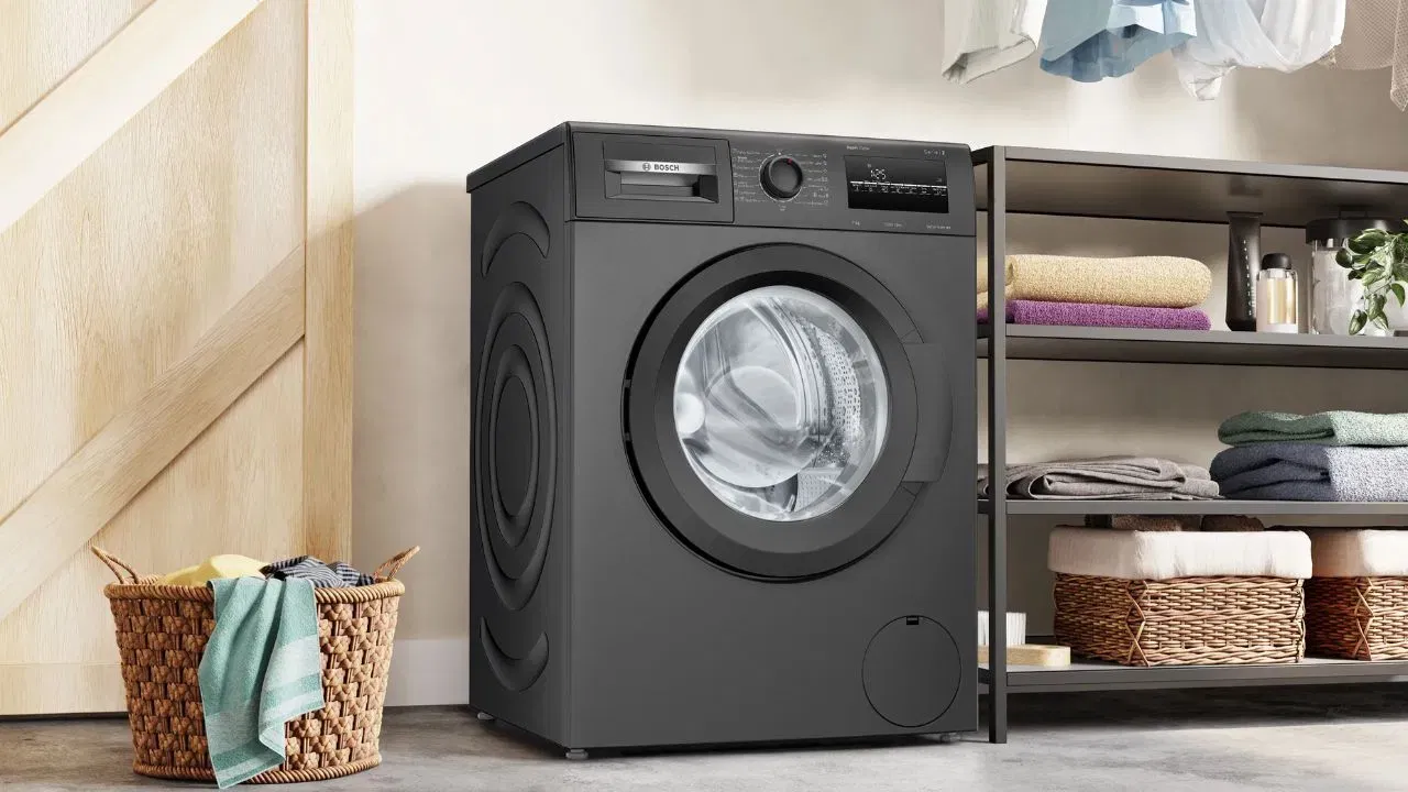 ਜੇਕਰ ਡਿਸ਼ਵਾਸ਼ਰ ਮਸ਼ੀਨ ਦੀ ਅਸਲ ਕੀਮਤ 10,000 ਰੁਪਏ ਸੀ, ਤਾਂ ਇਸਦੀ ਪੁਰਾਣੀ ਕੀਮਤ (28% GST) = 10,000 ਰੁਪਏ × 1.28 = 12,800 ਰੁਪਏ। ਹੁਣ ਨਵੀਂ ਕੀਮਤ (18% GST) = 10,000 ਰੁਪਏ × 1.18 = 11,800 ਰੁਪਏ, ਯਾਨੀ ਹੁਣ 18% GST ਲਾਗੂ ਹੋਵੇਗਾ, ਜਿਸ ਨਾਲ 1,000 ਰੁਪਏ ਦੀ ਬੱਚਤ ਹੋਵੇਗੀ।