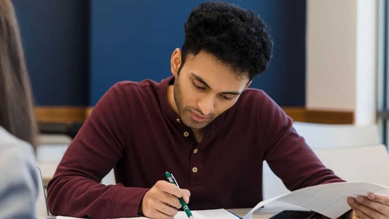 CTET ਪ੍ਰੀਖਿਆ ਵਿੱਚ ਕਿੰਨੇ ਸਵਾਲ ਪੁੱਛੇ ਜਾਂਦੇ ਹਨ? ਜਾਣੋ ਰਜਿਸਟ੍ਰੇਸ਼ਨ ਤੇ ਕੀ ਹੈ ਅਪਡੇਟ CTET ਪ੍ਰੀਖਿਆ ਵਿੱਚ ਕਿੰਨੇ ਸਵਾਲ ਪੁੱਛੇ ਜਾਂਦੇ ਹਨ? ਜਾਣੋ ਰਜਿਸਟ੍ਰੇਸ਼ਨ ਤੇ ਕੀ ਹੈ ਅਪਡੇਟ