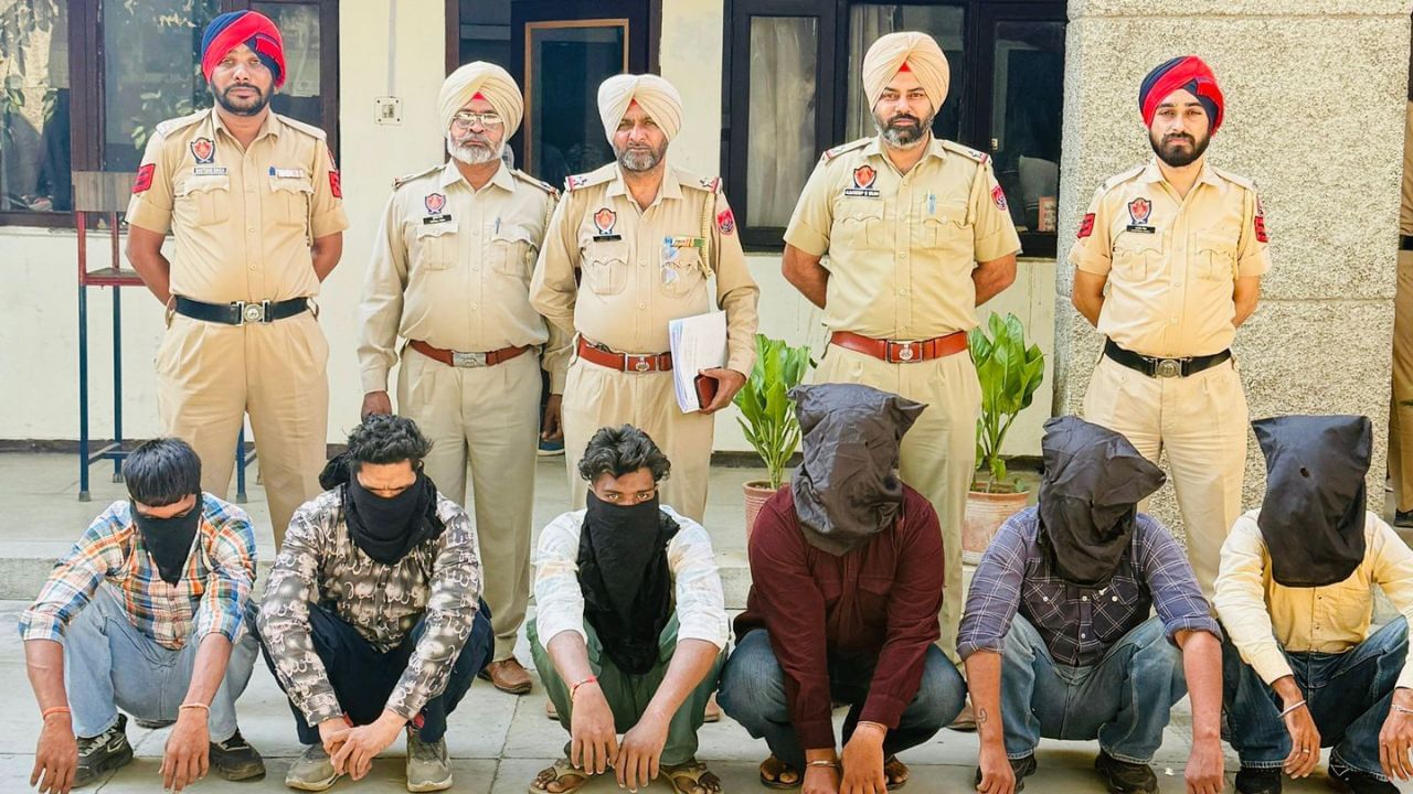 ਫਰੀਦਕੋਟ 'ਚ ਪੁਲਿਸ ਨੇ 6 ਮੁਲਜ਼ਮਾਂ ਨੂੰ ਕੀਤਾ ਗ੍ਰਿਫ਼ਤਾਰ, ਅਪਰਾਧ ਕਰਨ ਦੀ ਬਣਾ ਰਹੇ ਸਨ ਯੋਜਨਾ