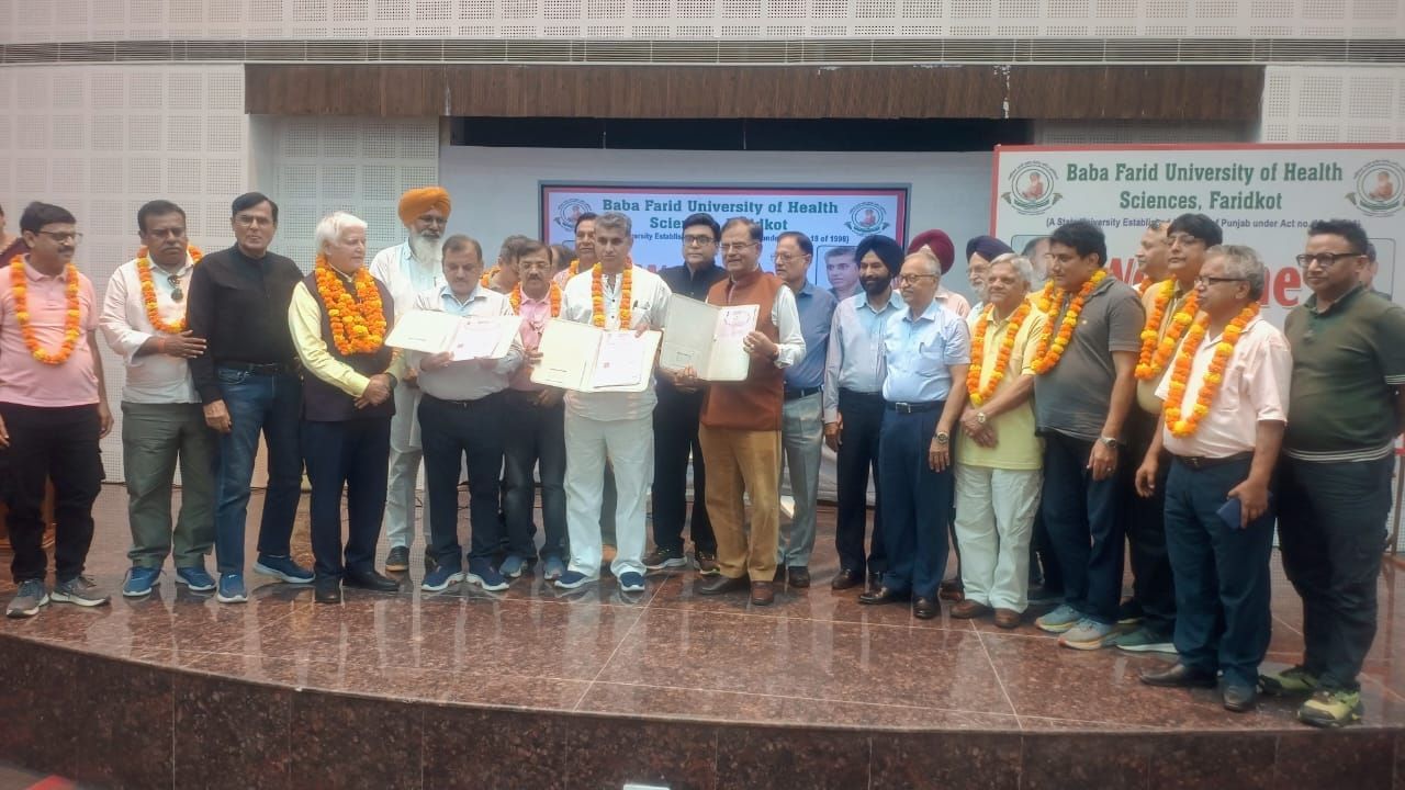 ਦਿੱਲੀ ਮੈਡੀਕਲ ਐਸੋਸੀਏਸ਼ਨ ਦੇ ਵਫਦ ਨੇ ਬਾਬਾ ਫਰੀਦ ਯੂਨੀਵਰਸਿਟੀ ਦਾ ਕੀਤਾ ਦੌਰਾ, ਇੰਡਿਆਨ ਮੈਡੀਕਲ ਐਸੋਸੀਏਸ਼ਨ (ਪੰਜਾਬ) ਨਾਲ MOU ਕੀਤਾ ਸਾਈਨ