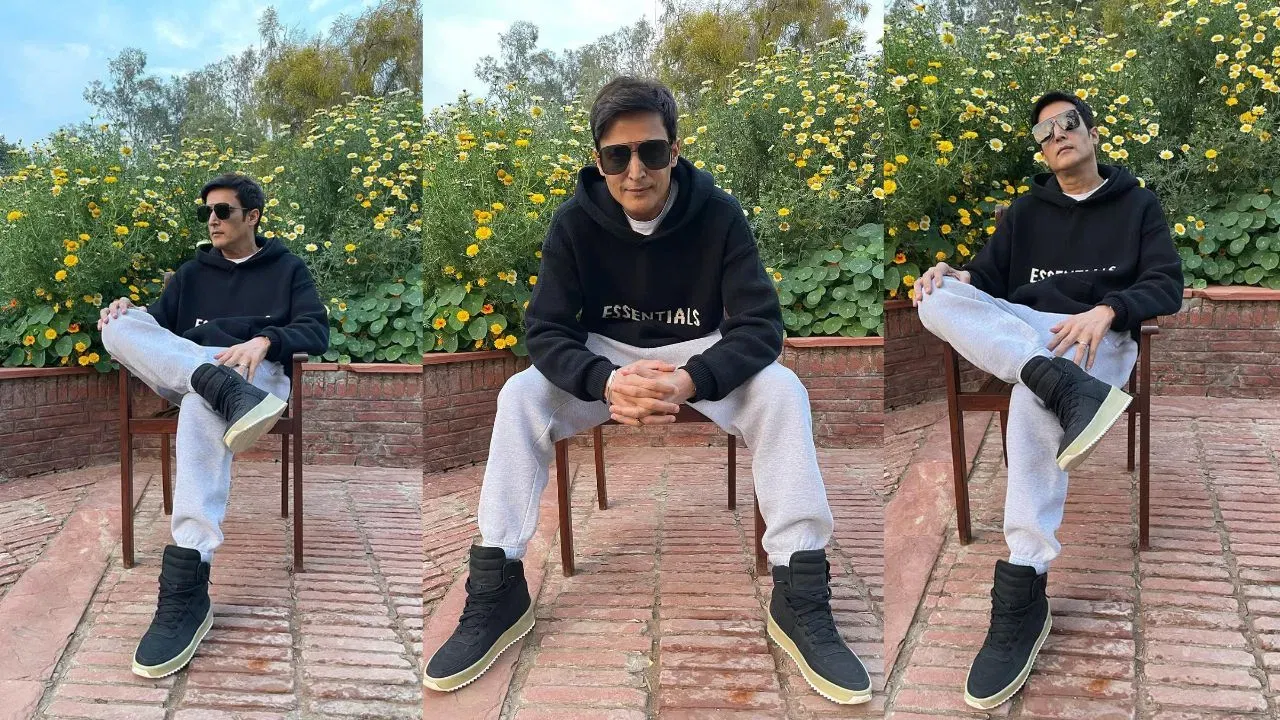 ਜਿੰਮੀ ਸ਼ੇਰਗਿੱਲ ਦਾ ਅਸਲੀ ਨਾਂ ਜਸਜੀਤ ਸਿੰਘ ਗਿੱਲ ਹੈ, ਪਰ ਲੋਕ ਉਨ੍ਹਾਂ ਨੂੰ  ਜਿੰਮੀ ਸ਼ੇਰਗਿੱਲ ਦੇ ਨਾਂ ਨਾਲ ਹੀ ਜਾਣਦੇ ਹਨ। ਉਹ ਬਾਲੀਵੁੱਡ ਅਤੇ ਪਾਲੀਵੁੱਡ ਐਕਟਰ ਅਤੇ ਡਾਇਰੈਕਟਰ ਹਨ। ਜਿੰਮੀ ਸ਼ੇਰਗਿਲ ਮੁੱਖ ਤੌਰ 'ਤੇ ਹਿੰਦੀ ਅਤੇ ਪੰਜਾਬੀ ਫਿਲਮਾਂ ਵਿੱਚ ਕੰਮ ਕਰਦੇ ਹਨ ।