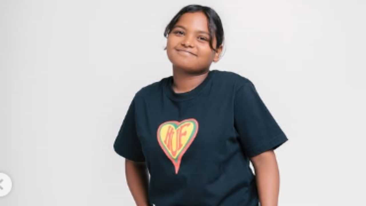 ਜਾਣੋ ਕੌਣ ਹੈ ਪਰਮ, ਜਿਨ੍ਹਾਂ ਨੂੰ ਕਿਹਾ ਜਾ ਰਿਹਾ ਪੰਜਾਬ ਦੀ ਫੀਮੇਲ ਸਿੱਧੂ ਮੁਸੇਵਾਲਾ ਜਾਣੋ ਕੌਣ ਹੈ ਪਰਮ, ਜਿਨ੍ਹਾਂ ਨੂੰ ਕਿਹਾ ਜਾ ਰਿਹਾ ਪੰਜਾਬ ਦੀ ਫੀਮੇਲ ਸਿੱਧੂ ਮੁਸੇਵਾਲਾ