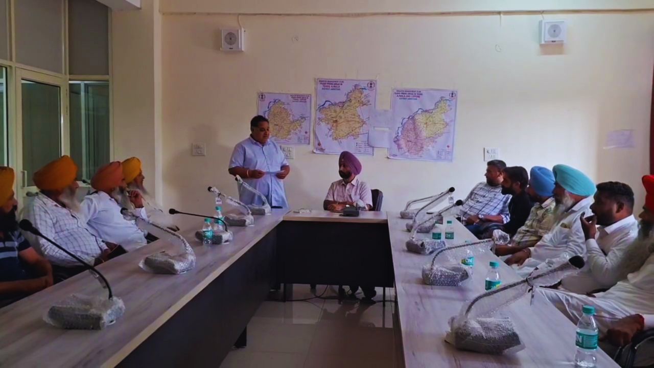 ਰਾਵੀ ਵਿੱਚ ਵਧਿਆ ਪਾਣੀ ਦਾ ਪੱਧਰ, ਪ੍ਰਸ਼ਾਸਨ ਵੱਲੋਂ 12 ਅਕਤੂਬਰ ਤੱਕ ਦਰਿਆ ਪਾਰ ਕਰਨ ਤੇ ਪਾਬੰਦੀ