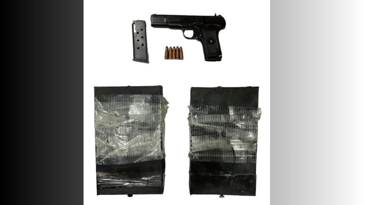 ਅੰਮ੍ਰਿਤਸਰ ਪੁਲਿਸ ਹੱਥ ਲੱਗਿਆ ਗੈਂਗਸਟਰ 'ਟਿੱਡੀ'... ਢਾਈ ਕਿਲੋ RDX ਹੋਇਆ ਬਰਾਮਦ, ਵਿਦੇਸ਼ੀ ਲਿੰਕ ਵੀ ਆਏ ਸਾਹਮਣੇ