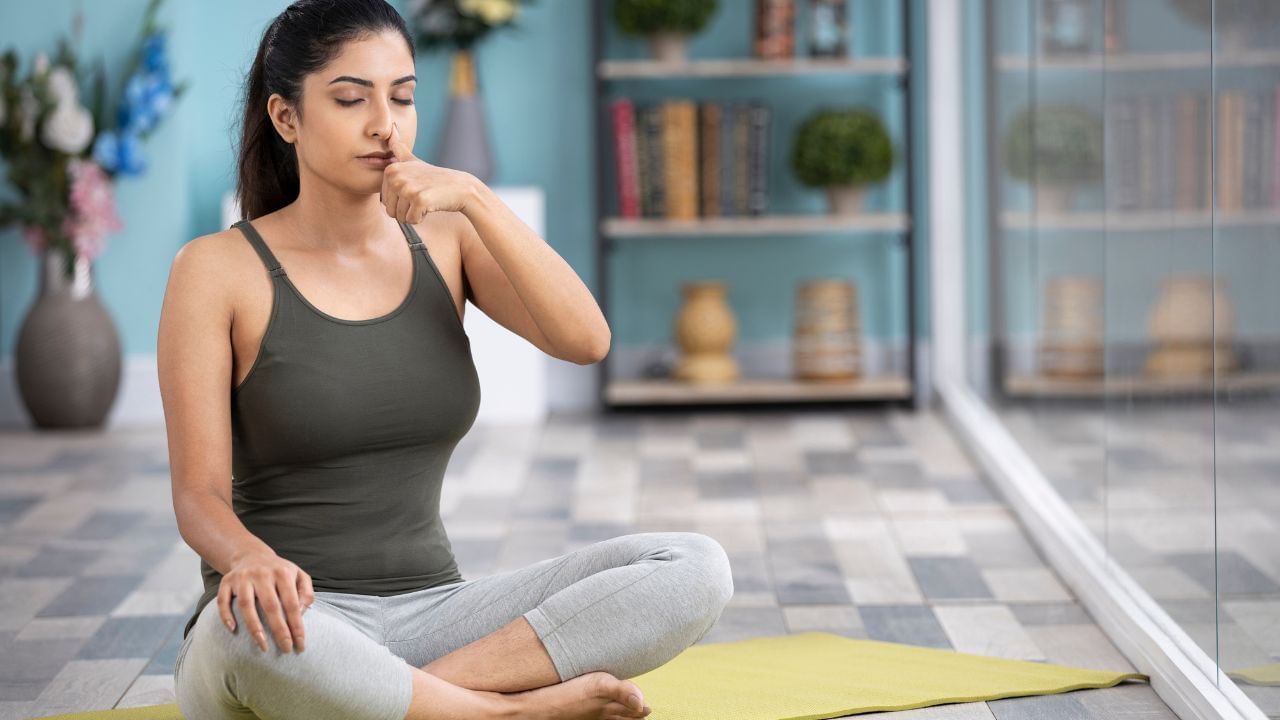 ਵਧਦੇ ਪ੍ਰਦੂਸ਼ਣ ਦੇ ਮੱਦੇਨਜ਼ਰ ਕਿੰਨੀਆਂ ਲਾਭਦਾਇਕ ਹਨ Breathing Exercise? ਮਾਹਿਰਾਂ ਤੋਂ ਜਾਣੋ