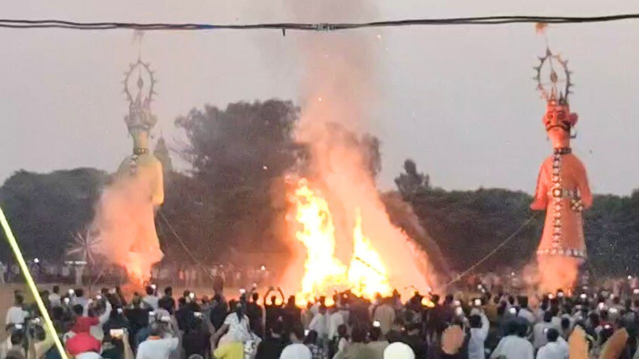 ਦੇਸ਼ ਭਰ ਵਿੱਚ ਮਨਾਇਆ ਗਿਆ ਦੁਸ਼ਹਿਰੇ ਦਾ ਤਿਉਹਾਰ, ਲੁਧਿਆਣਾ ਵਿੱਚ ਸਾੜਿਆ ਗਿਆ 121 ਫੁੱਟ ਦਾ ਪੁਤਲਾ