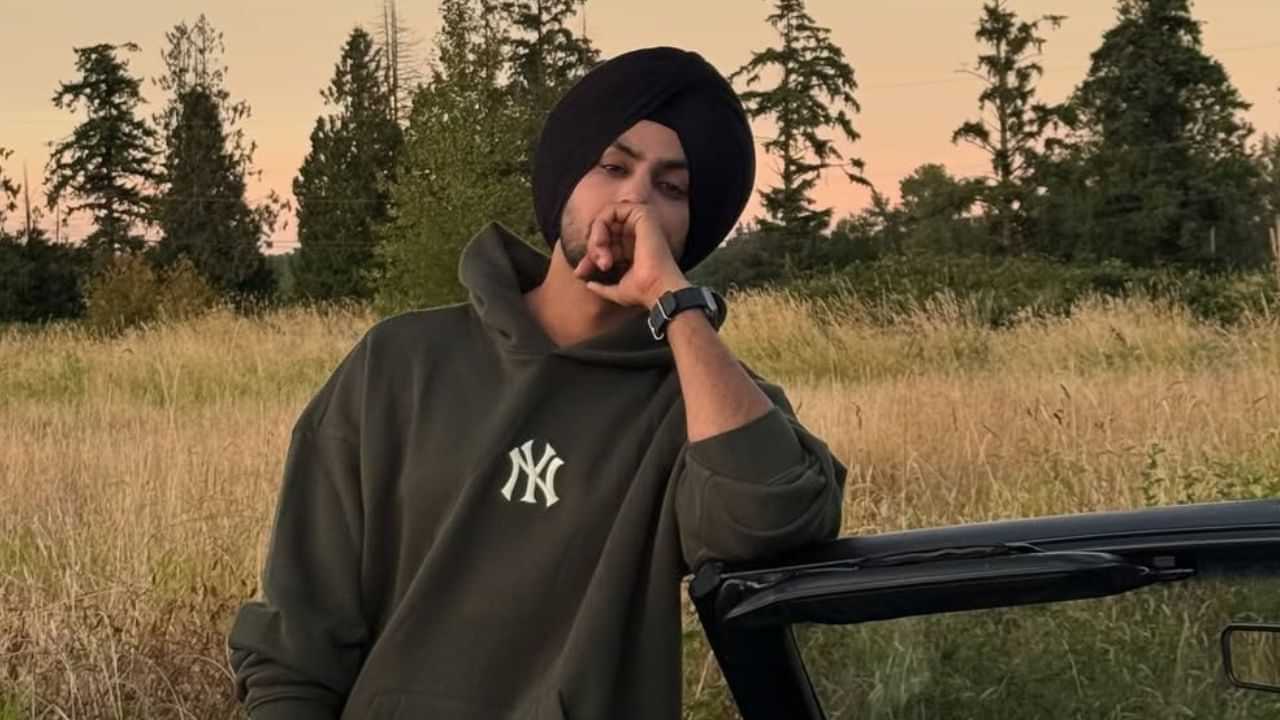 ਰਾਜਵੀਰ ਜਵੰਦਾ ਦੀ ਹਾਲਤ ਨਾਜ਼ੁਕ, ਹਾਲ ਜਾਣਨ ਸੁਖਬੀਰ ਬਾਦਲ ਪਹੁੰਚੇ ਹਸਪਤਾਲ ਰਾਜਵੀਰ ਜਵੰਦਾ ਦੀ ਹਾਲਤ ਨਾਜ਼ੁਕ, ਹਾਲ ਜਾਣਨ ਸੁਖਬੀਰ ਬਾਦਲ ਪਹੁੰਚੇ ਹਸਪਤਾਲ