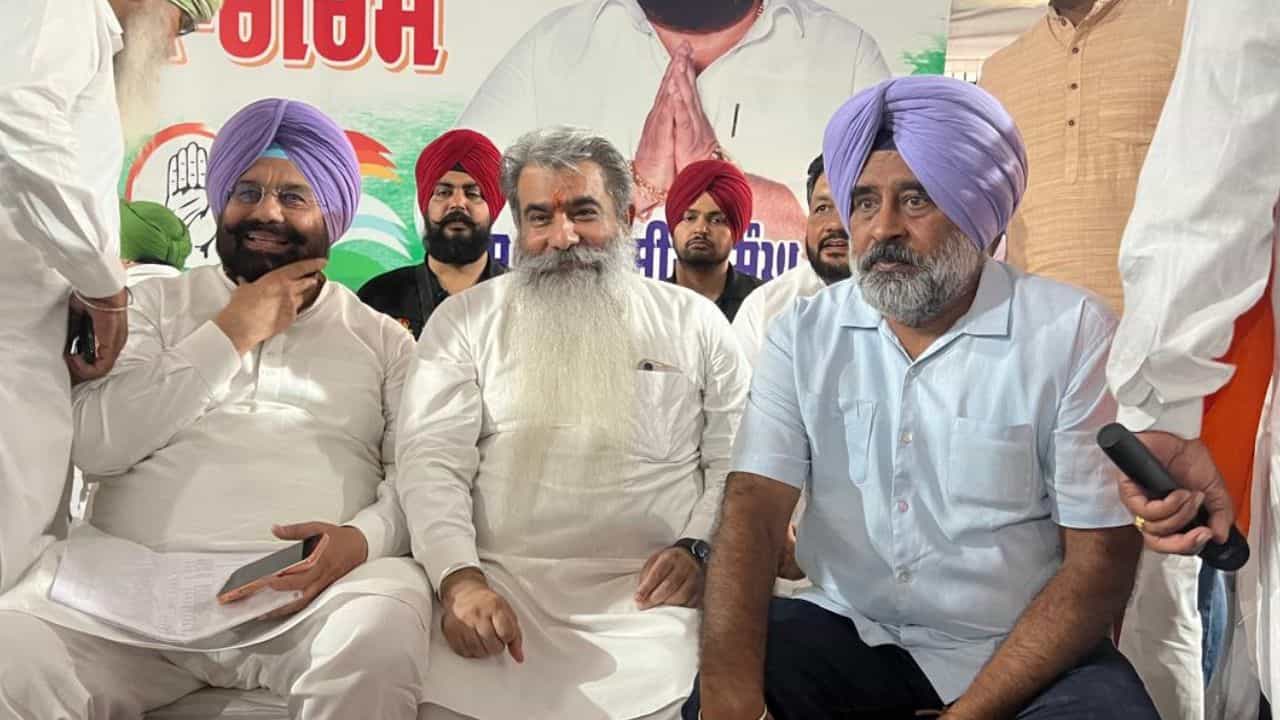 ਤਰਨਤਾਰਨ ਦੀ ਹਾਰ ਤੋਂ ਬਾਅਦ ਆਸ਼ੂ ਦੀ ਨਸੀਹਤ, ਵਰਕਰਾਂ ਨੂੰ ਨਾ ਠਹਿਰਾਓ ਦੋਸ਼ੀ, ਜ਼ਮੀਨੀ ਹਕੀਕਤ ਨੂੰ ਪਹਿਚਾਣੋ ਤਰਨਤਾਰਨ ਦੀ ਹਾਰ ਤੋਂ ਬਾਅਦ ਆਸ਼ੂ ਦੀ ਨਸੀਹਤ, ਵਰਕਰਾਂ ਨੂੰ ਨਾ ਠਹਿਰਾਓ ਦੋਸ਼ੀ, ਜ਼ਮੀਨੀ ਹਕੀਕਤ ਨੂੰ ਪਹਿਚਾਣੋ