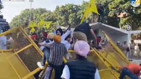 Punjab University 'ਚ ਭਖਿਆ ਵਿਵਾਦ, ਵਿਦਿਆਰਥੀਆਂ ਅਤੇ ਪੁਲਿਸ ਵਿਚਾਲੇ ਝੜਪ, ਜਾਣੋ ਹੁਣ ਕਿਹੋ ਜਿਹੇ ਹਨ ਹਾਲਾਤ?