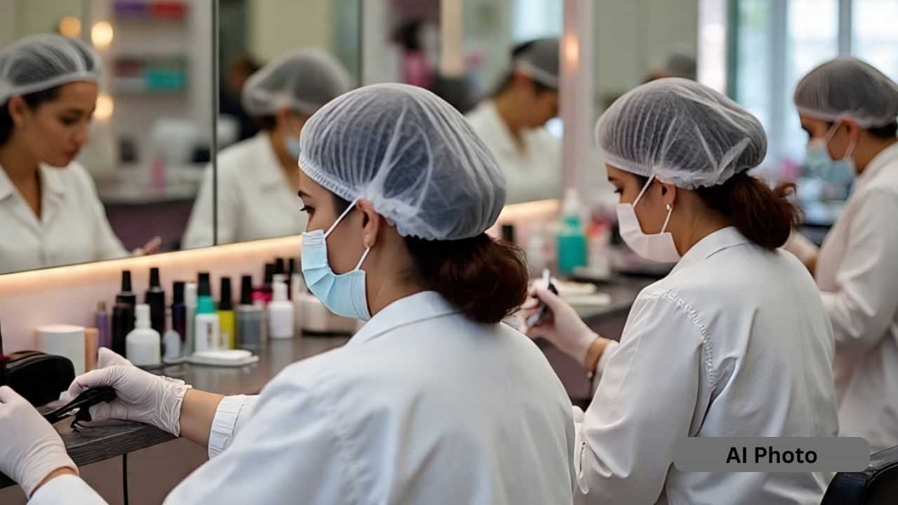 ਬਿਊਟੀ ਪਾਰਲਰ ਵਰਕਰ ਦੇ ਪੈਰ ਚ ਲੱਗੀ ਗੋਲੀ, ਕਰਦੀ ਰਹੀ ਕੰਮ; ਦਰਦ ਹੋਣ ਤੋਂ ਬਾਅਦ ਲੱਗਿਆ ਪਤਾ