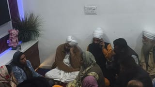 ਪੰਜਾਬ ਪੁਲਿਸ ਦੇ ਮੁਲਾਜ਼ਮ ਲਾਸ਼ ਨਾਲ ਚਾਹ ਪੀਂਦੇ ਰਹੇ… ਜਲੰਧਰ ਮਾਮਲੇ ‘ਚ ਸਾਂਸਦ ਚੰਨੀ ਦੇ ਇਲਜ਼ਾਮ