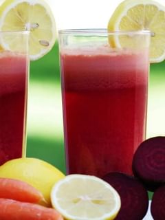 ਗਾਜਰ ਦੇ ਜੂਸ ਵਿਚ ਪਾਓ ਇਹ ਚੀਜ਼ਾਂ, Skin ਕਰੇਗੀ Glow...