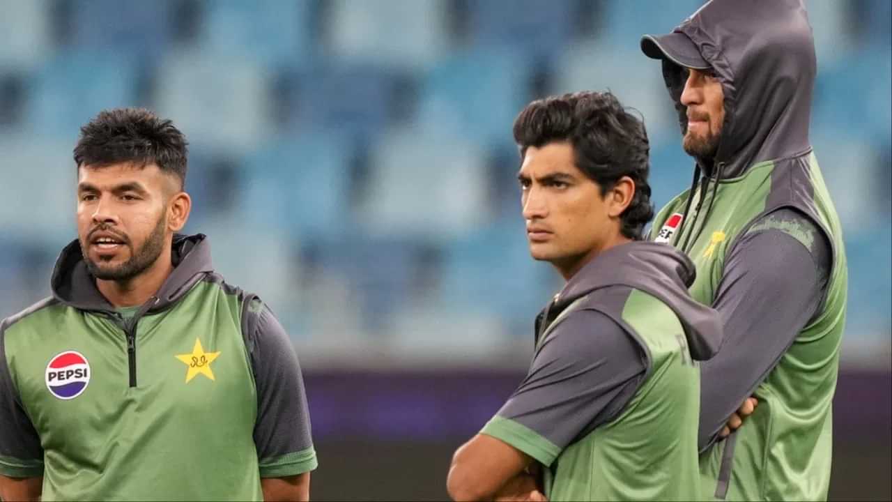 ਪਾਕਿਸਤਾਨ ਚ ਕ੍ਰਿਕਟਰ ਨਸੀਮ ਸ਼ਾਹ ਦੇ ਘਰ ਤੇ ਹਮਲਾ, ਖੁੱਲ੍ਹੇਆਮ ਚੱਲੀਆਂ ਗੋਲੀਆਂ, ਪਰਿਵਾਰ ਬਾਰੇ ਇਹ ਅਪਡੇਟ ਪਾਕਿਸਤਾਨ ਚ ਕ੍ਰਿਕਟਰ ਨਸੀਮ ਸ਼ਾਹ ਦੇ ਘਰ ਤੇ ਹਮਲਾ, ਖੁੱਲ੍ਹੇਆਮ ਚੱਲੀਆਂ ਗੋਲੀਆਂ, ਪਰਿਵਾਰ ਬਾਰੇ ਇਹ ਅਪਡੇਟ