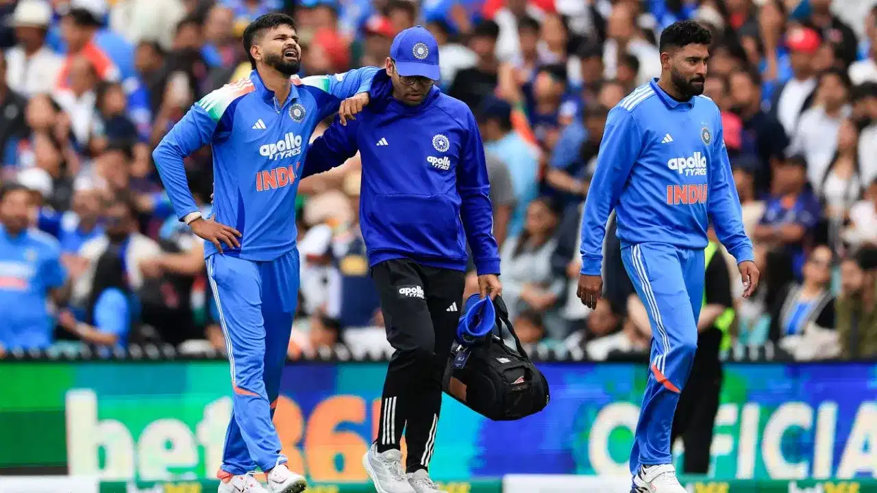 ਸ਼੍ਰੇਅਸ ਅਈਅਰ ਨੂੰ ਹਸਪਤਾਲ ਤੋਂ ਮਿਲੀ ਛੁੱਟੀ, ਜਾਣੋ ਕਦੋਂ ਆਉਣਗੇ ਭਾਰਤ ਸ਼੍ਰੇਅਸ ਅਈਅਰ ਨੂੰ ਹਸਪਤਾਲ ਤੋਂ ਮਿਲੀ ਛੁੱਟੀ, ਜਾਣੋ ਕਦੋਂ ਆਉਣਗੇ ਭਾਰਤ