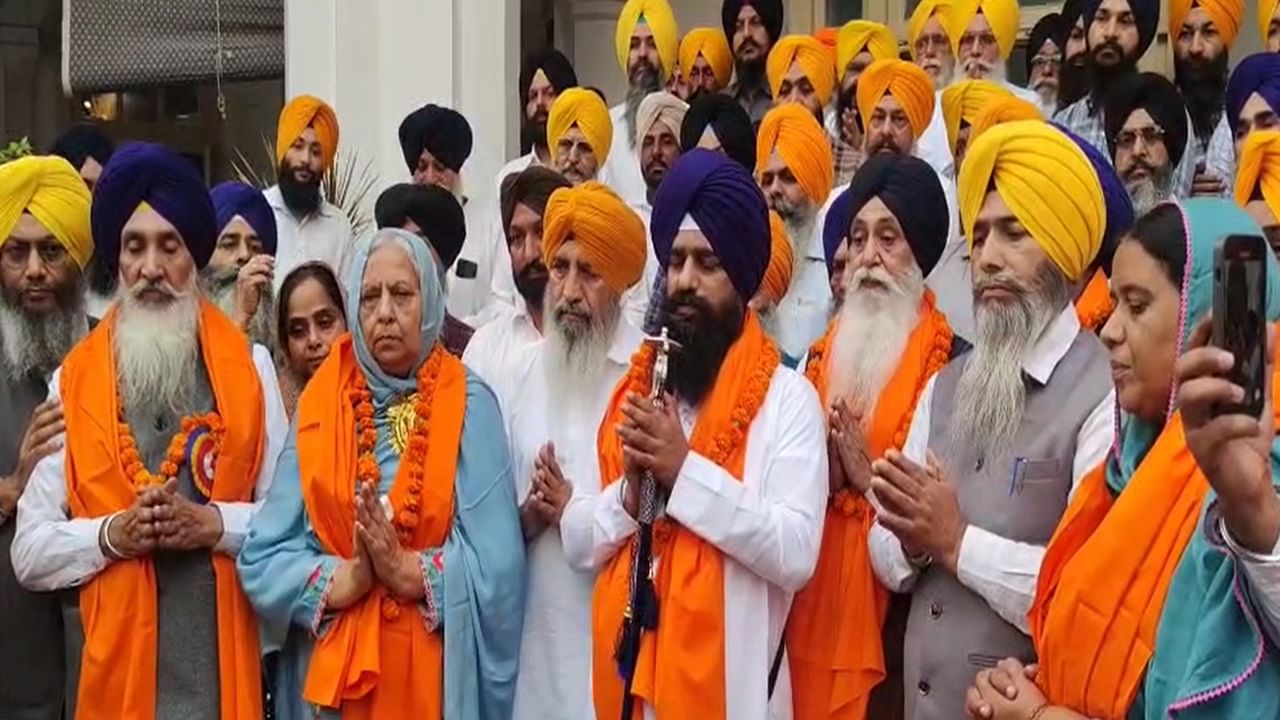 ਪਾਕਿਸਤਾਨ ਦੀ ਸ਼ਰਮਨਾਕ ਹਰਕਤ, ਸਿੱਖ ਜੱਥੇ 'ਚ ਮੌਜੂਦ 14 ਹਿੰਦੂਆਂ ਨੂੰ ਜ਼ਲੀਲ ਕਰ ਭੇਜਿਆ ਵਾਪਸ