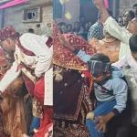 ਲਾੜੇ ਨੇ ਨੋਟਾਂ ਨਾਲ ਉਤਾਰੀ ਲਾੜੀ ਦੀ ਨਜ਼ਰ, ਅਖੀਰ ਮਹਿਮਾਨਾਂ ਦੇ ਸਾਹਮਣੇ ਬੱਚਿਆਂ ਨੇ ਪਾਈ ‘ਗੇਮ’