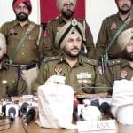 ਅੰਮ੍ਰਿਤਸਰ ਪੁਲਿਸ ਵੱਲੋਂ ਇੰਟਰਨੈਸ਼ਨਲ ਡਰੱਗ ਦਾ ਪਰਦਾਫਾਸ਼, 4 ਕਿਲੋ ਆਇਸ ਡਰੱਗ ਤੇ 1 ਕਿਲੋ ਹੈਰੋਇਨ ਸਣੇ ਤਿੰਨ ਤਸਕਰ ਕਾਬੂ
