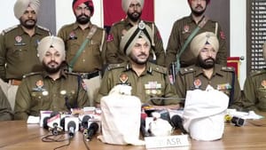 ਅੰਮ੍ਰਿਤਸਰ ਪੁਲਿਸ ਵੱਲੋਂ ਵੱਡੀ ਬਰਾਮਦਗੀ, ਨਸ਼ੀਲੇ ਪਦਾਰਥਾਂ ਸਣੇ 3 ਤਸਕਰ ਕਾਬੂ